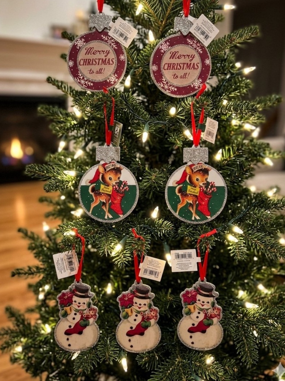 Vintage looking tree ornaments. Santa. Reindeer. Snowman.⛄️ 
New retail $6.99